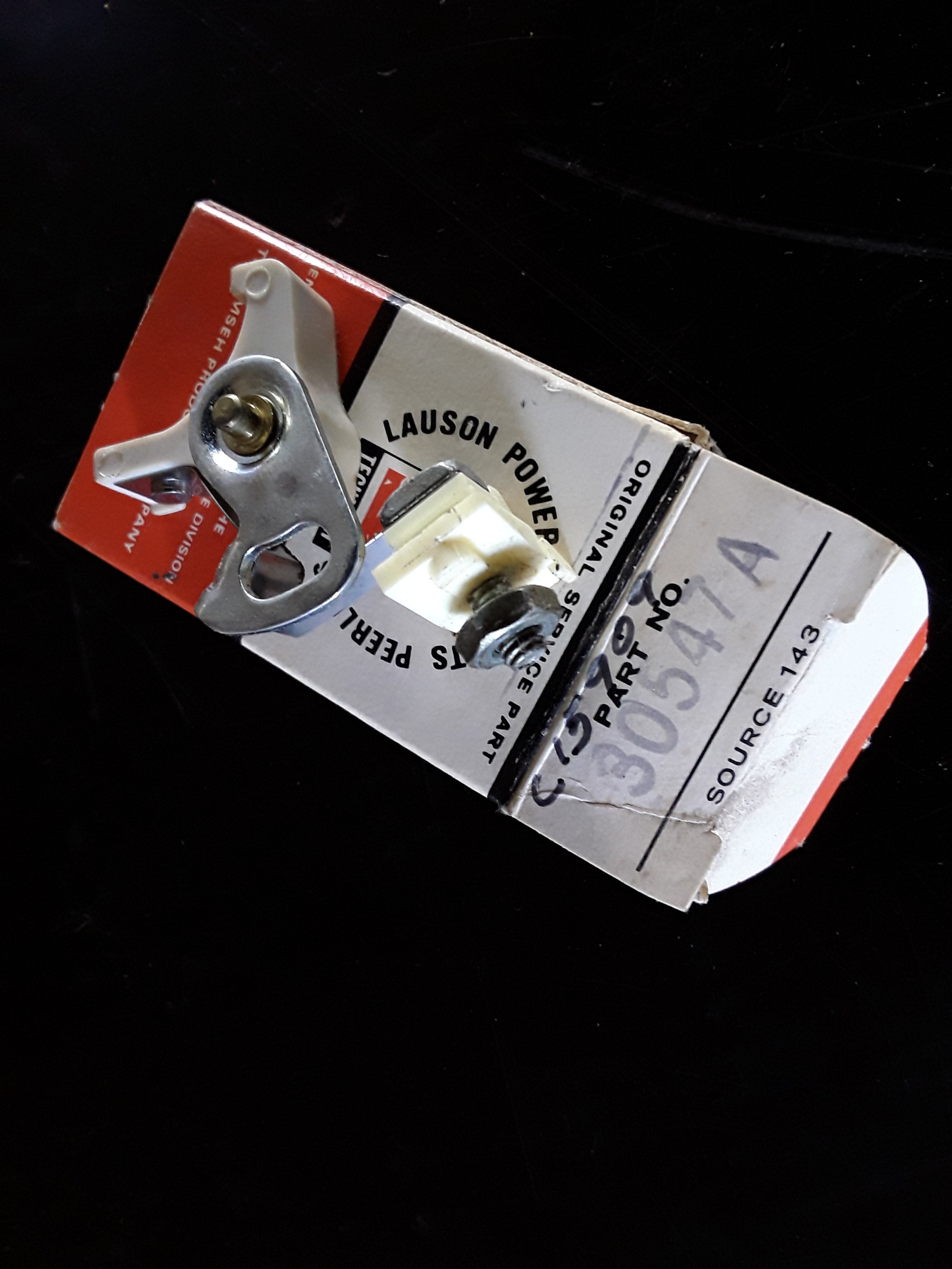 C15909 BREAKER TECUMSEH 30547A
