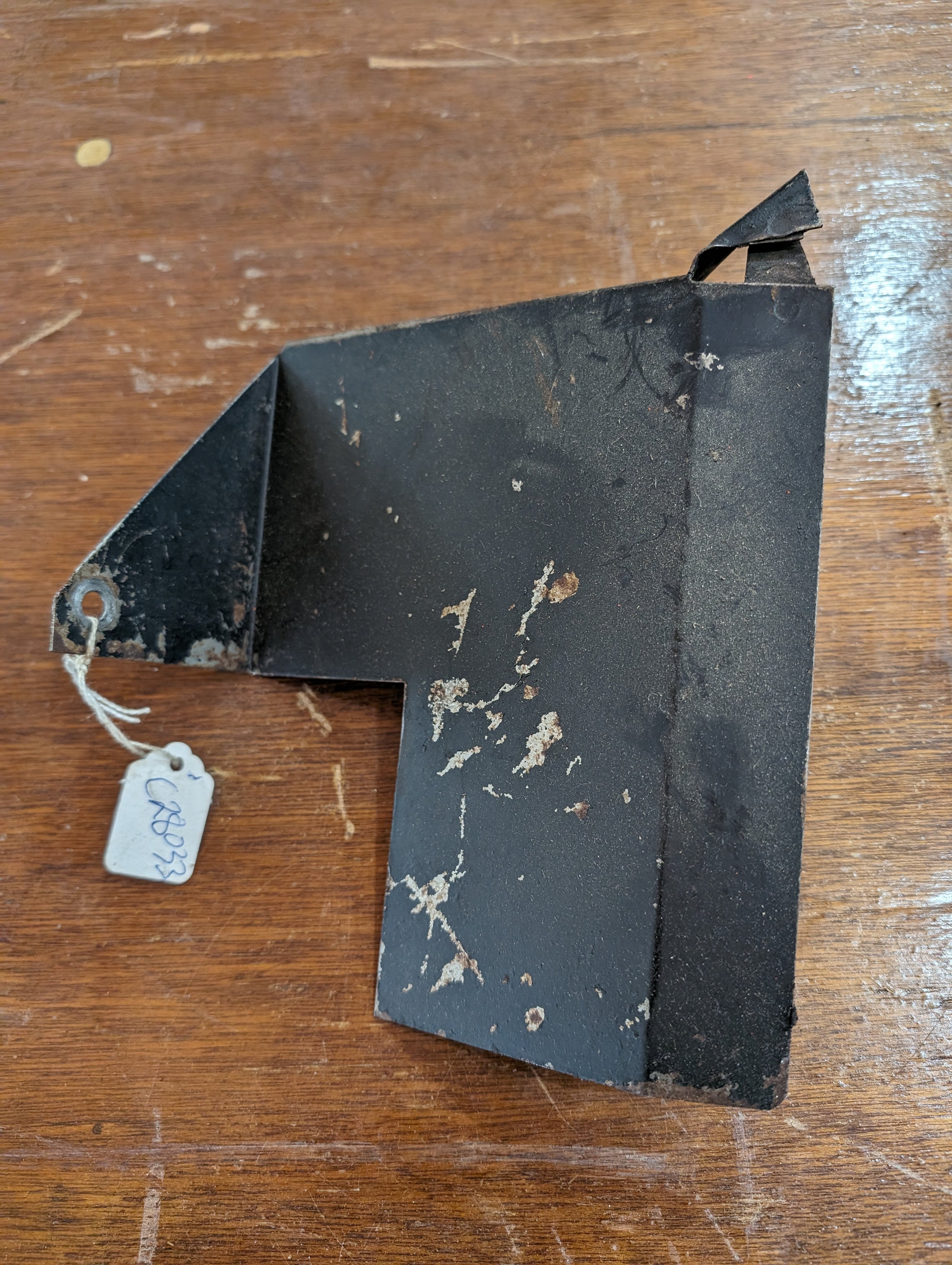 C28033 USED BAFFLE - L.H. (446)