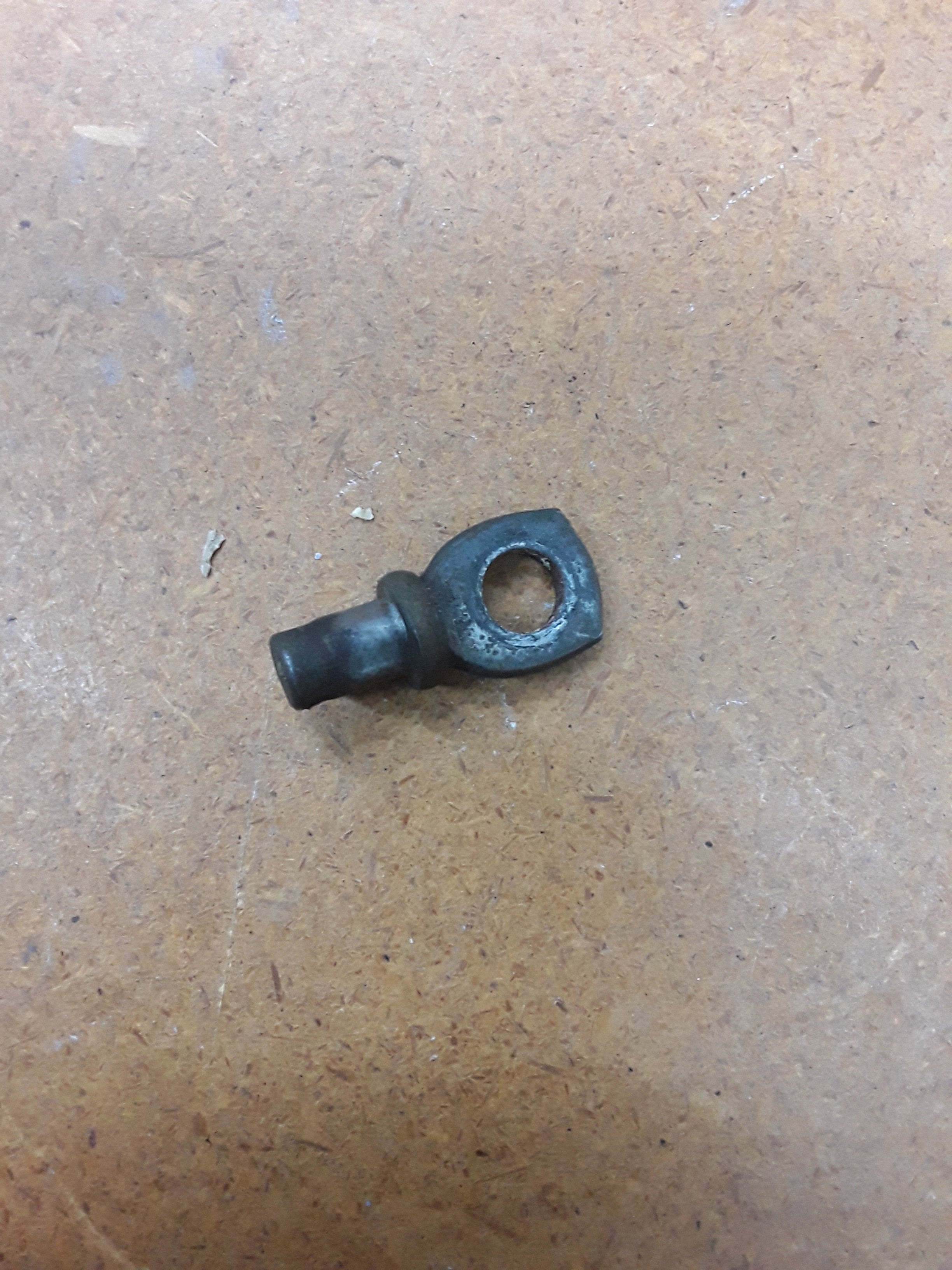 C26033 USED LINK - SUSPENSION ADJ PIN