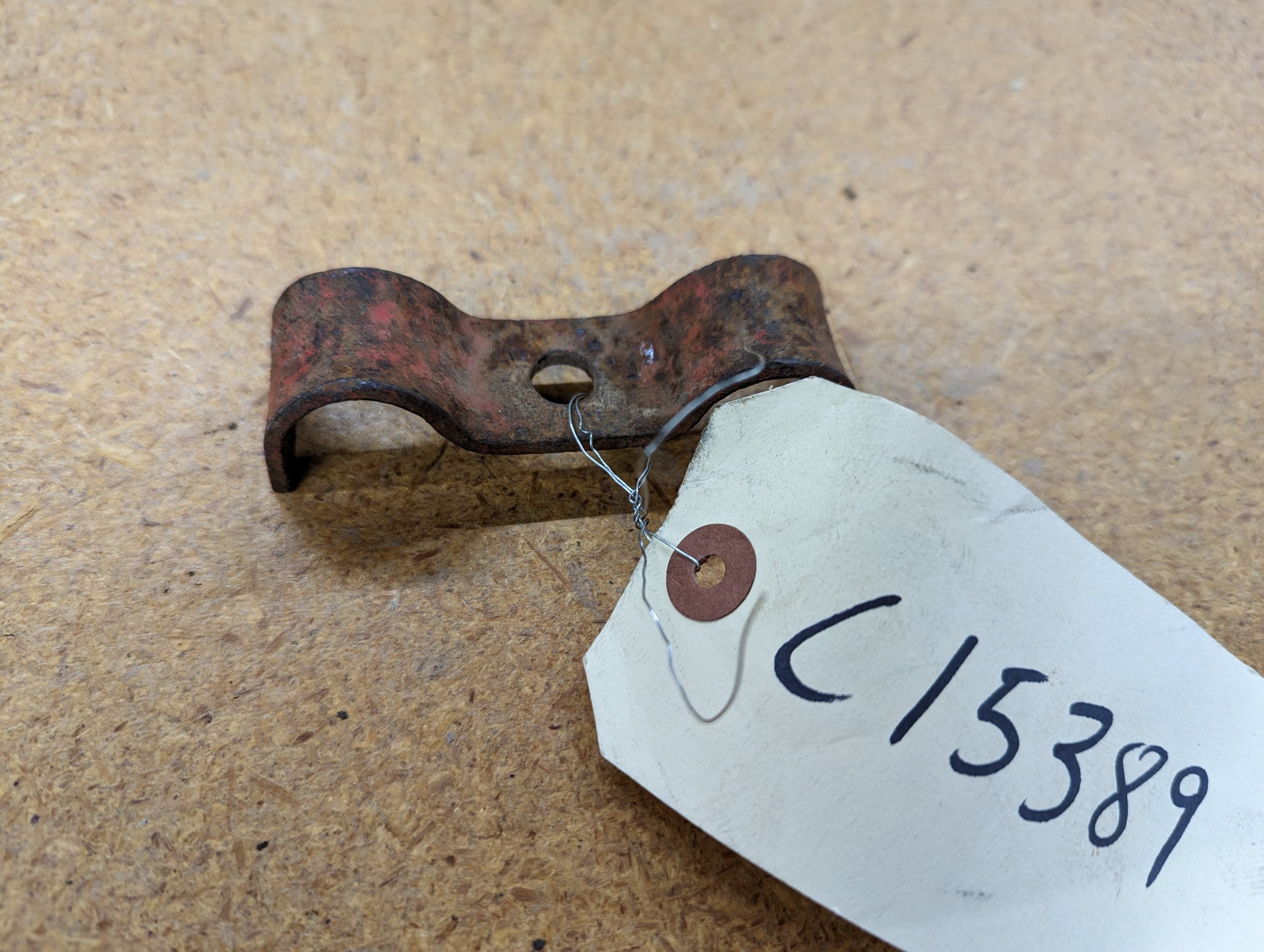 C15389 USED CLAMP - DOUBLE TUBING