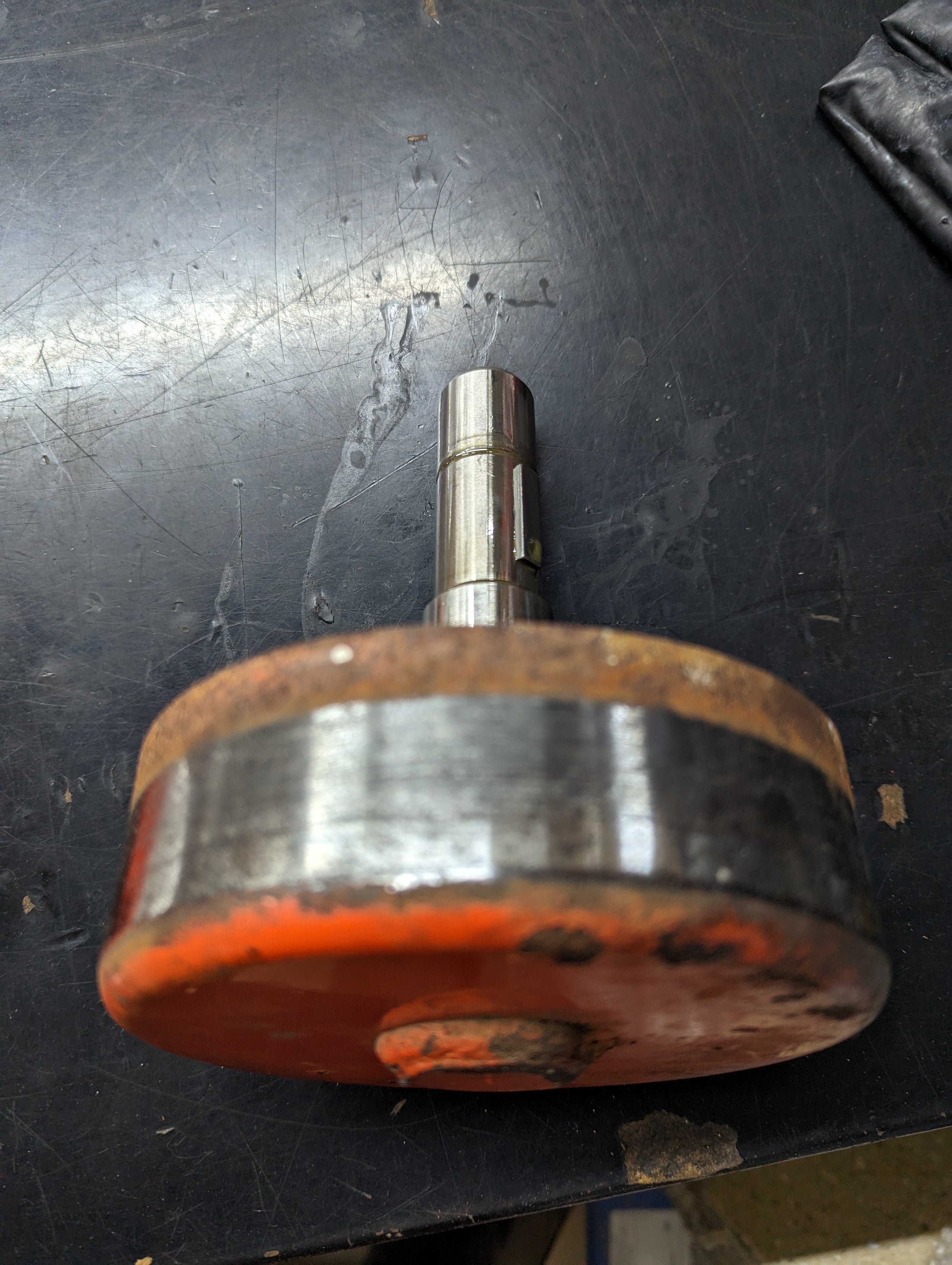 C33305 USED BRAKE DRUM C25258