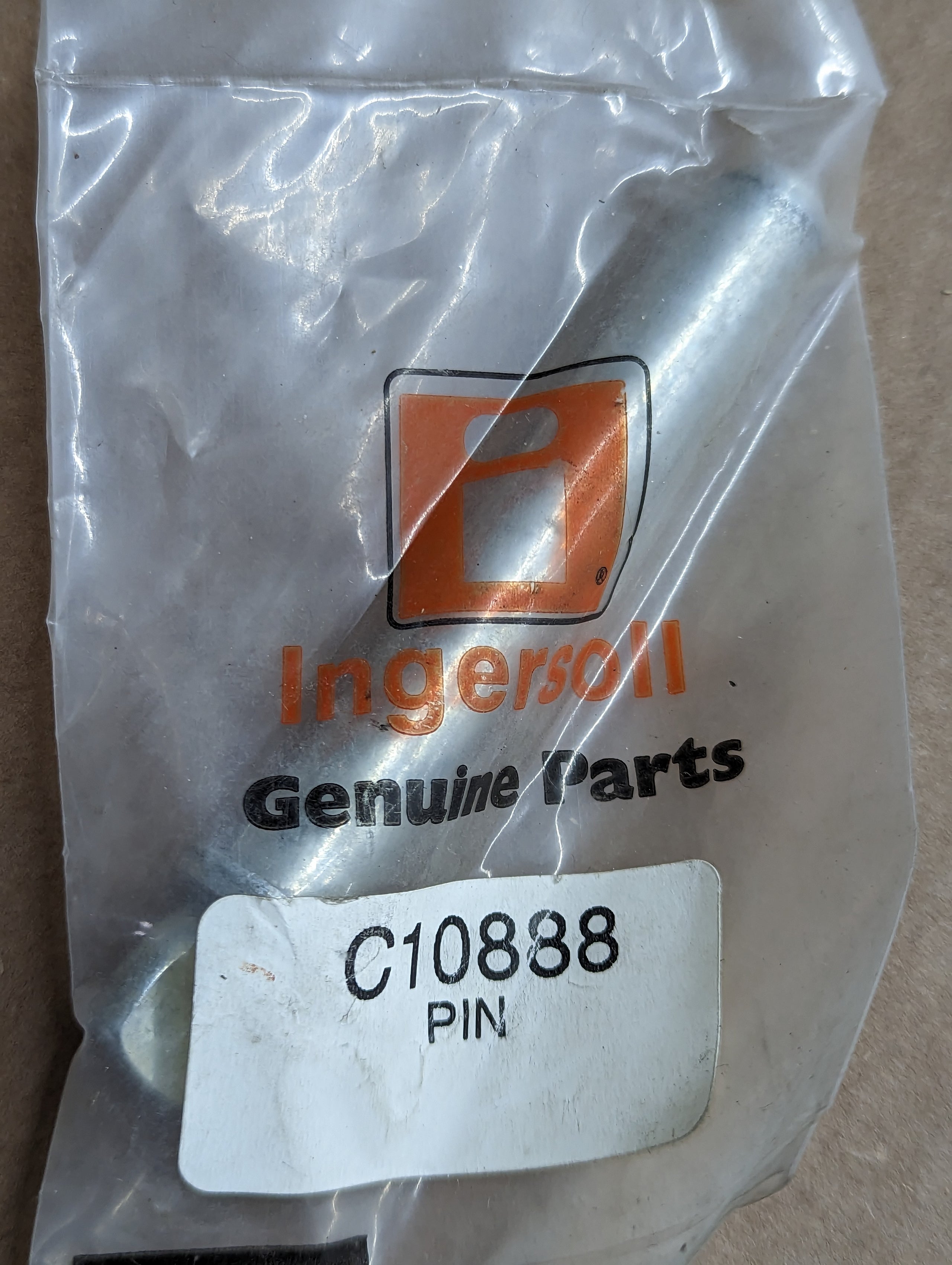 C10888 PIN - LOCK (UB44; UB54) C30049
