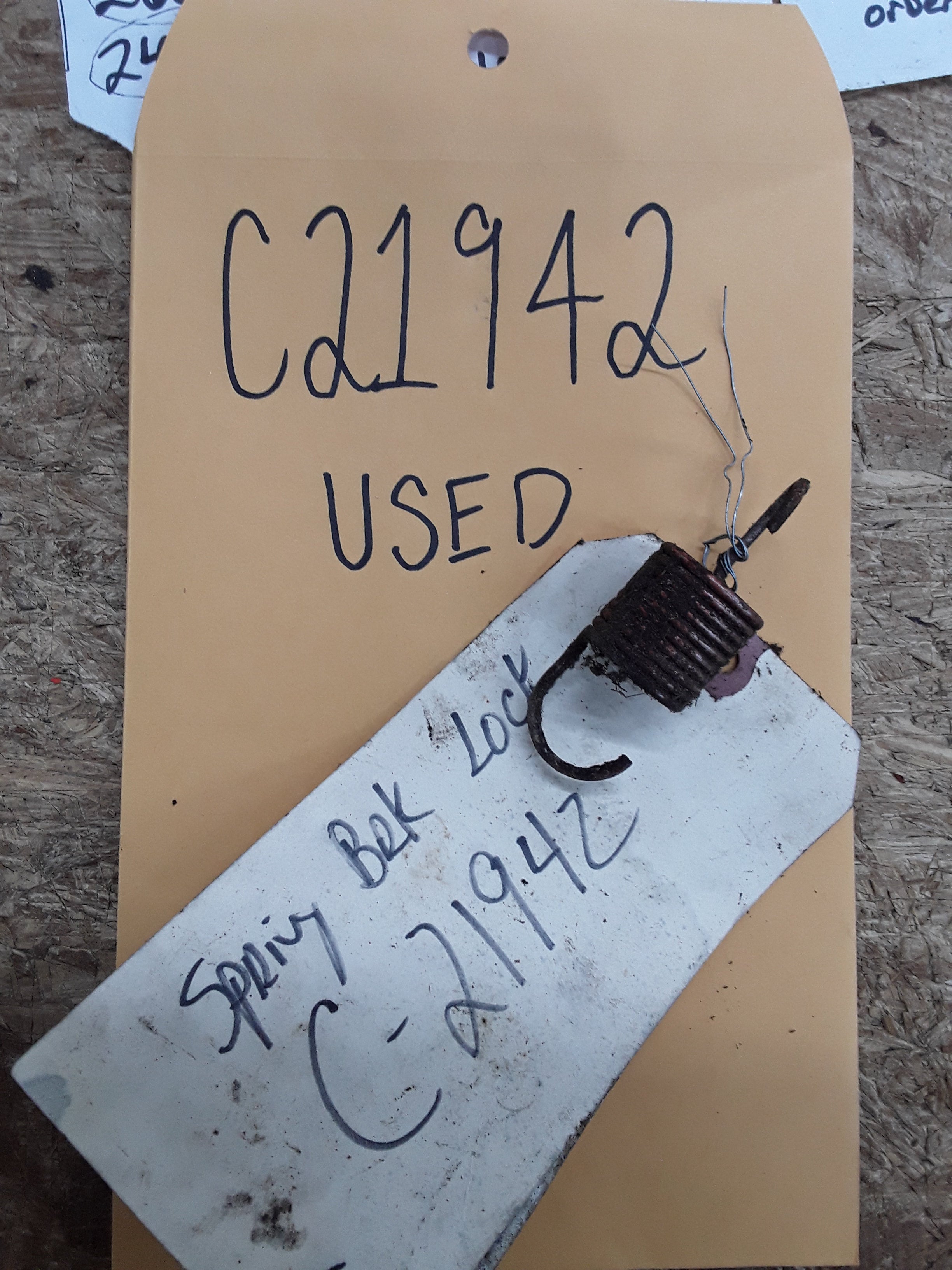 C21942 USED SPRING-EXTENSION 2.75x1 OD MOWER DECK