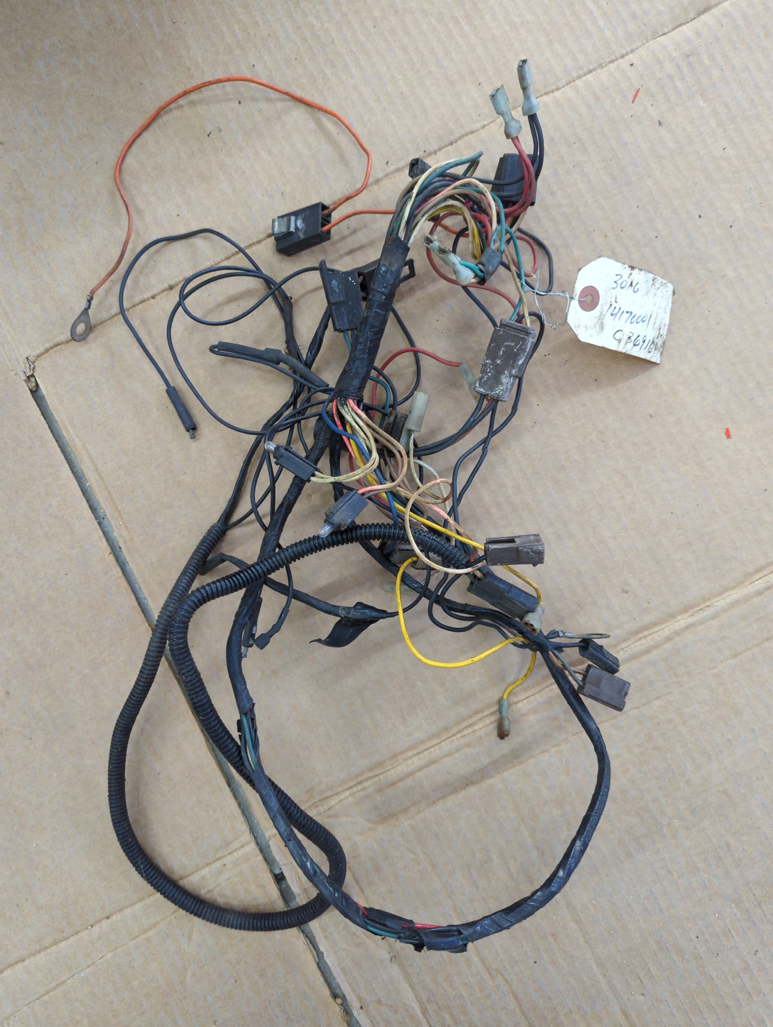 C36916 USED WIRE HARNESS - VANGUARD