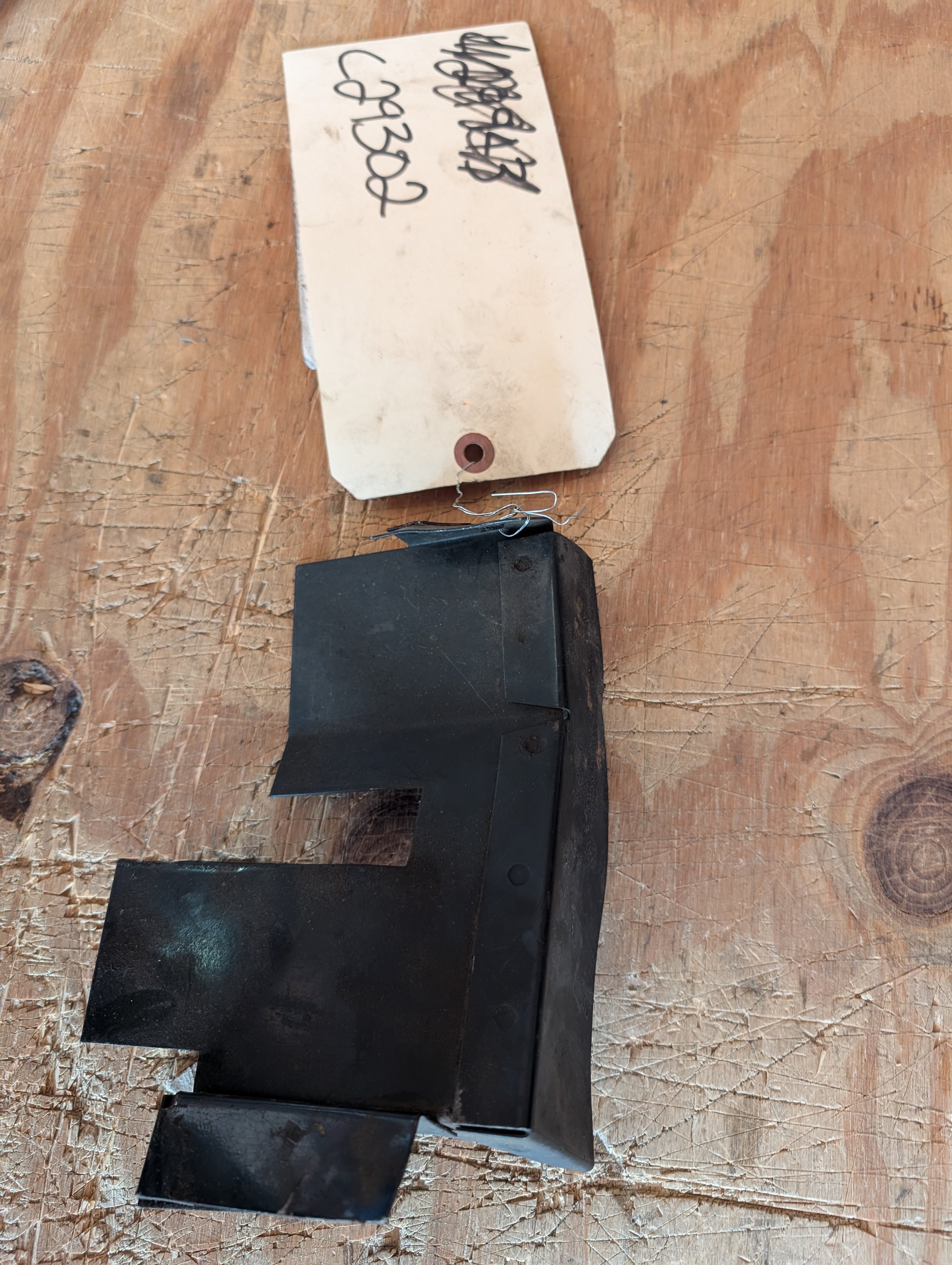 C29302 USED RH EXHAUST SHIELD (S)