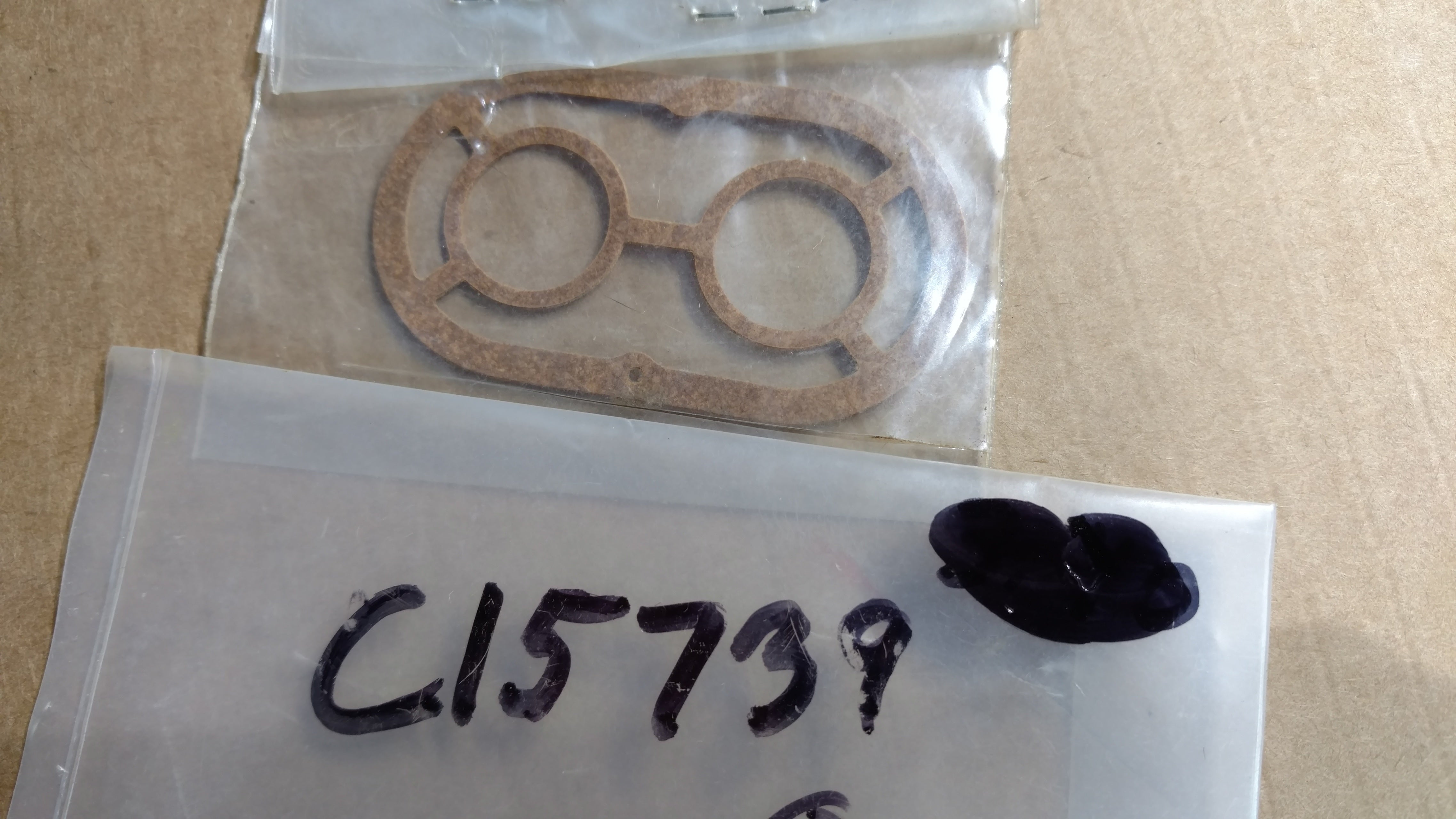 C15739 GASKET - HYD PUMP
