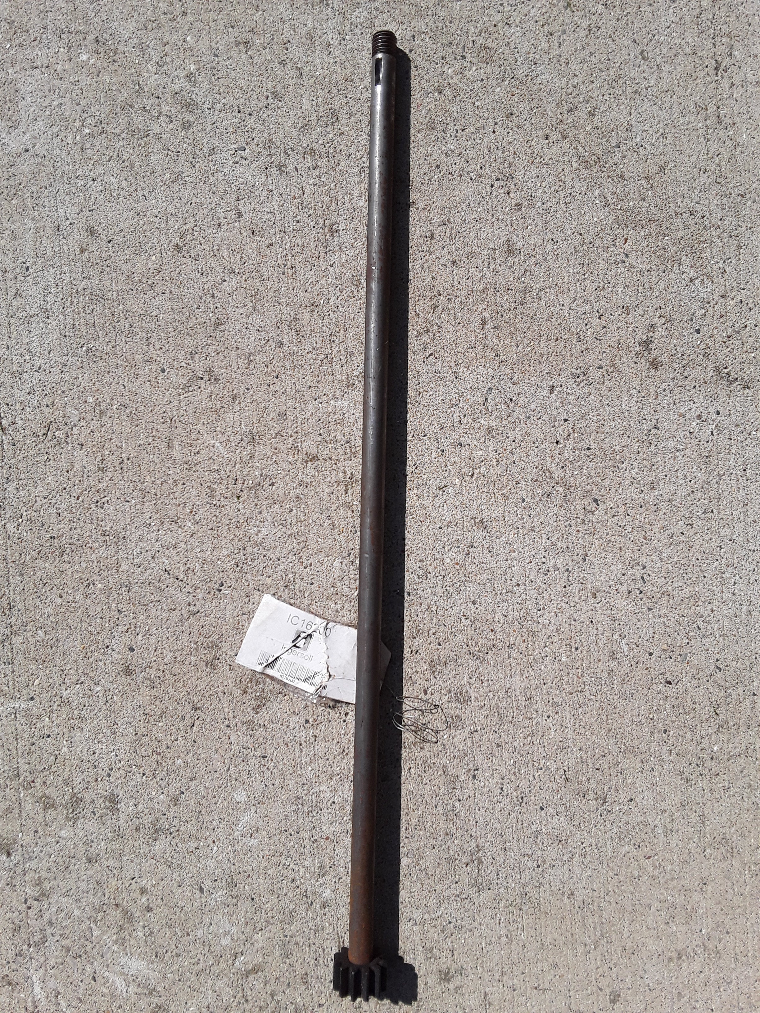 C16200 STEERING SHAFT (KEYED)