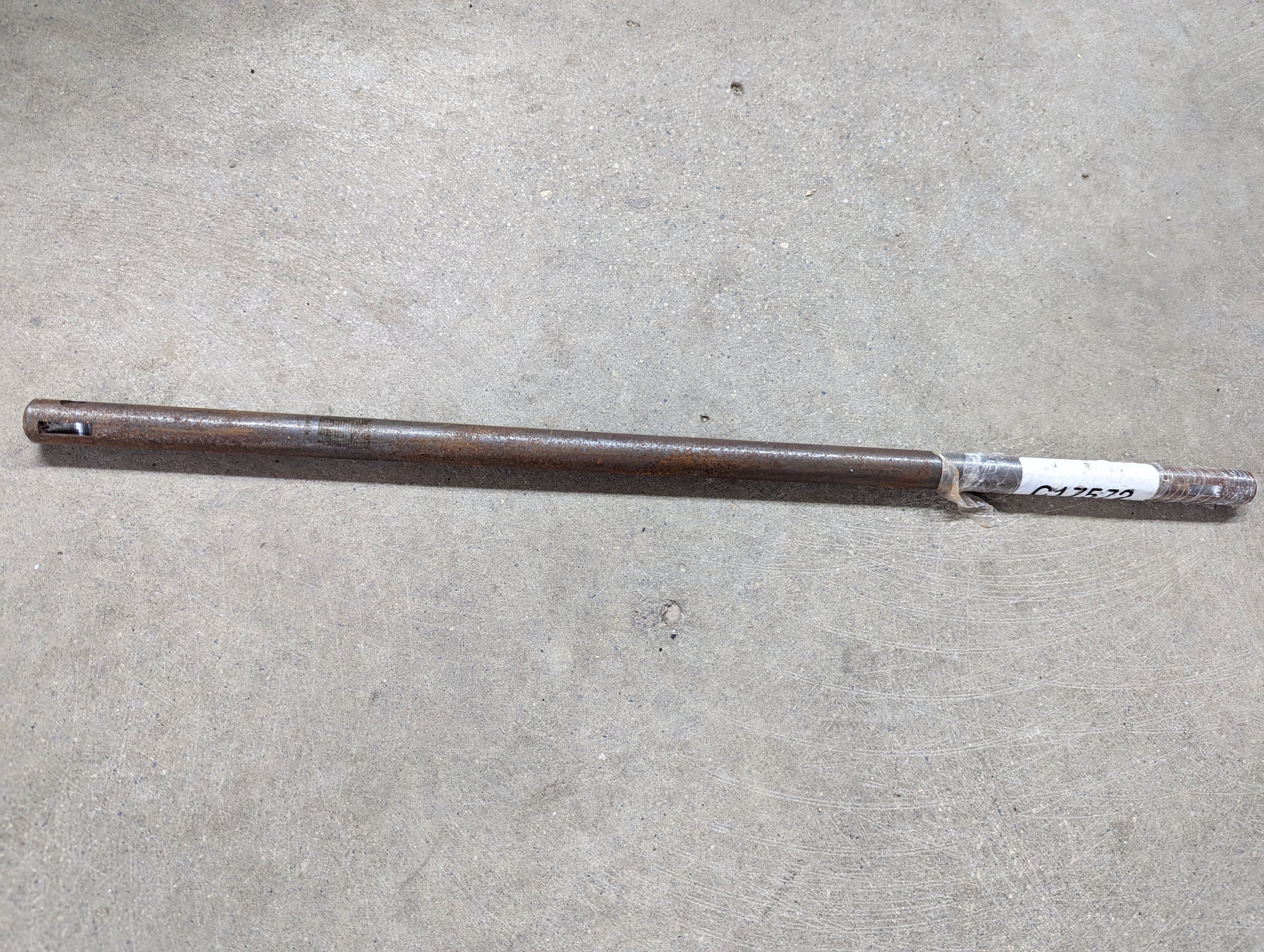 C17572 SHAFT - STEERING 644 646 LOADERS