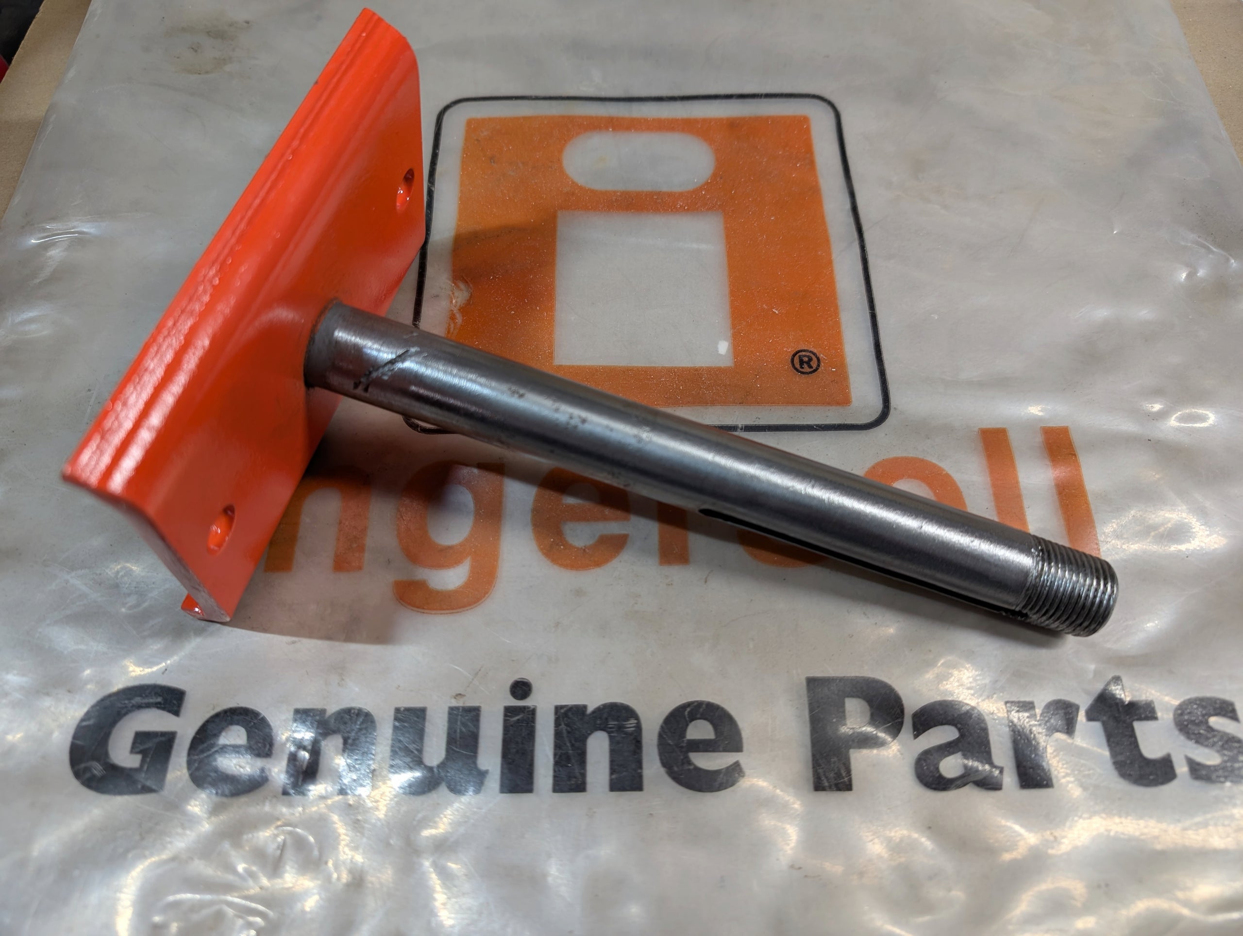 C25627 USED SPINDLE - CENTER 60